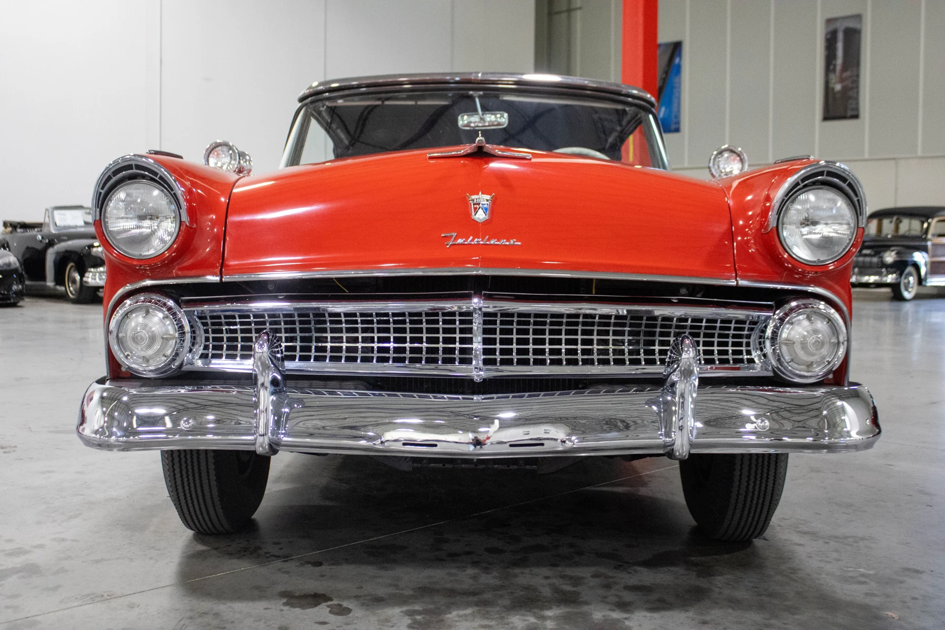 1955 Ford Fairlane Sunliner photo 8