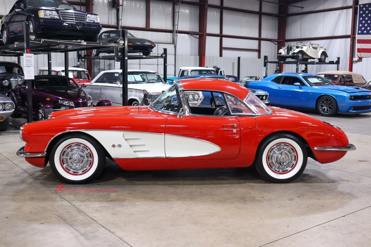 1960 Chevrolet Corvette Convertible photo 10