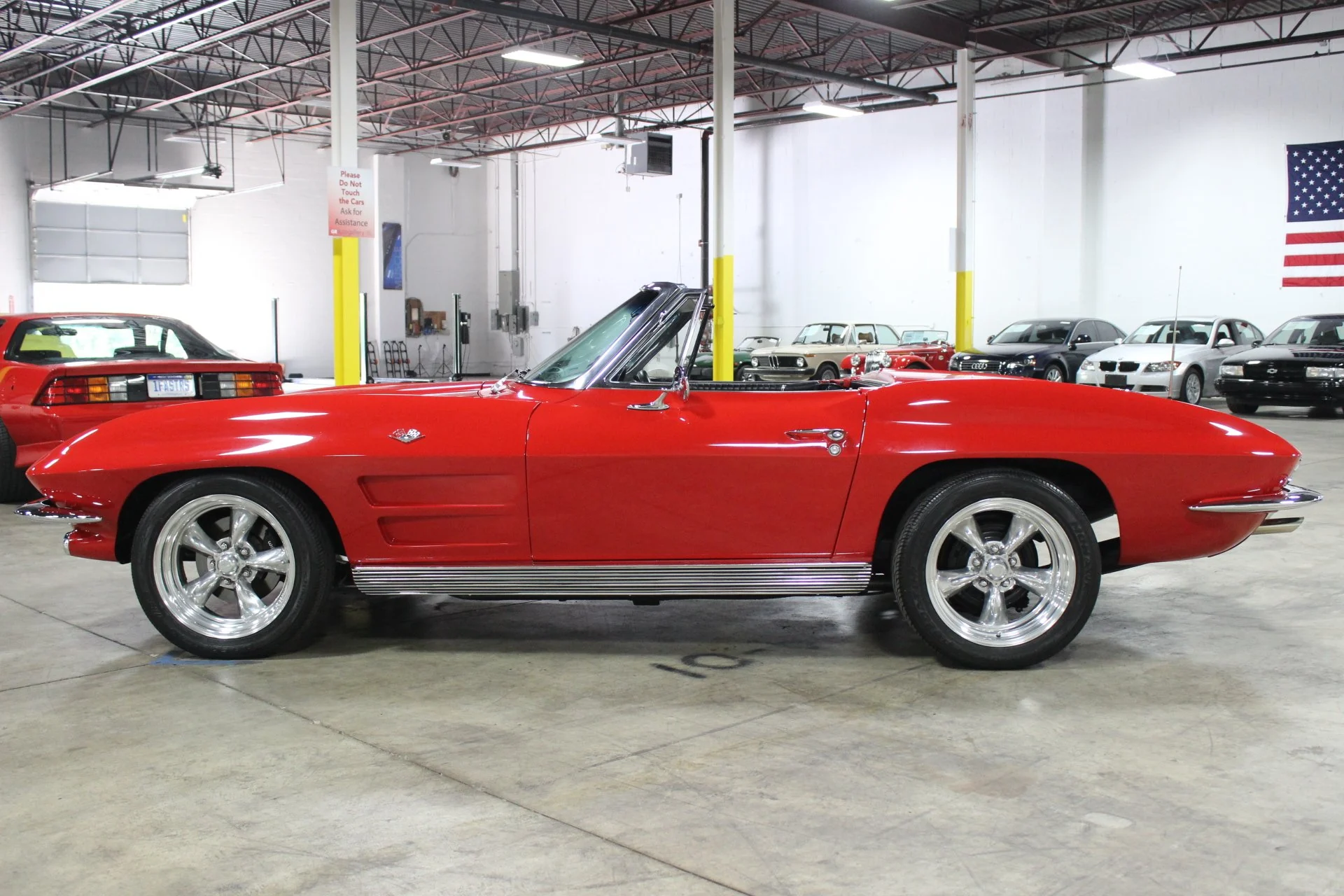 1963 Chevrolet Corvette Stingray photo 2