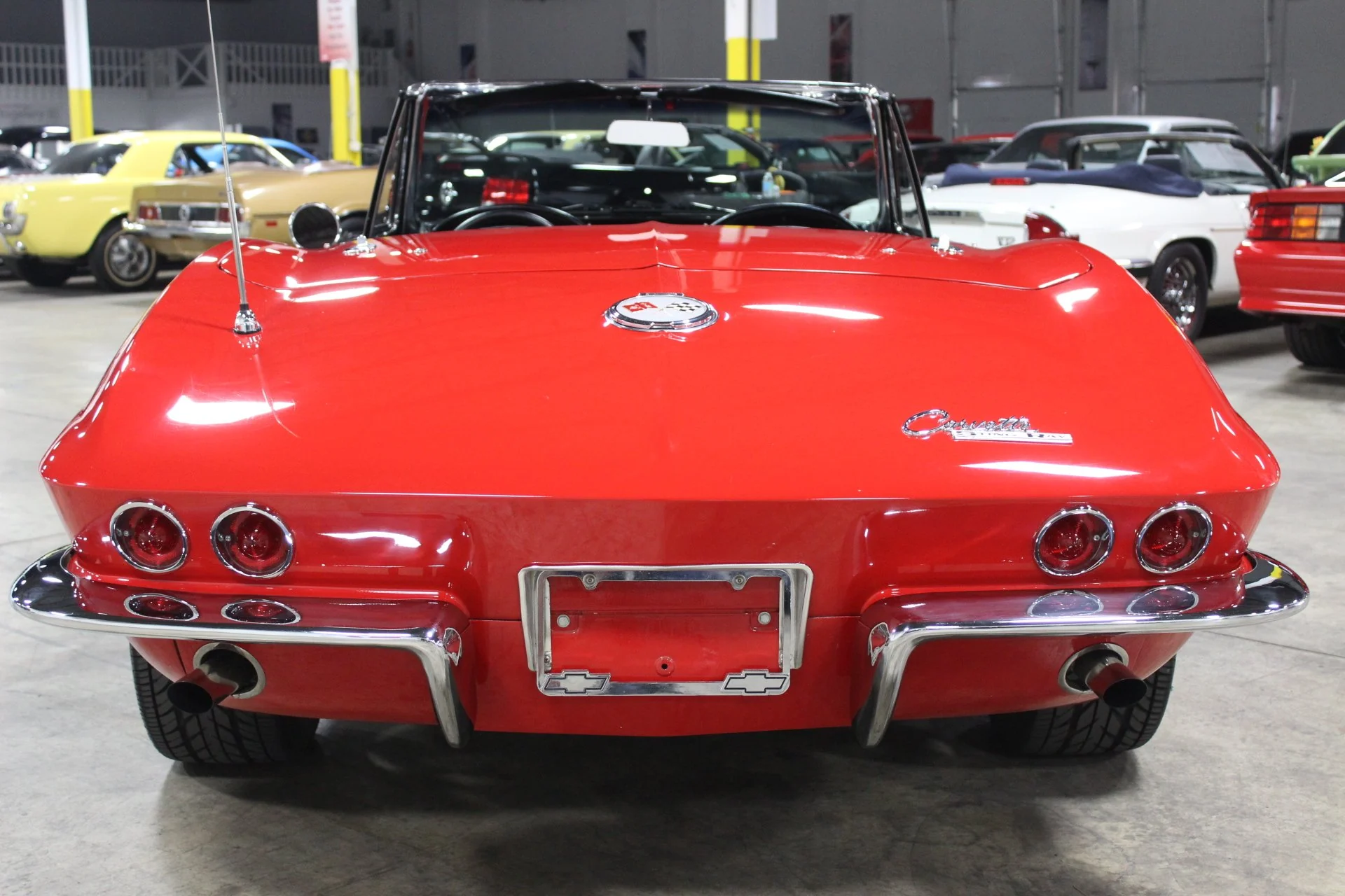 1963 Chevrolet Corvette Stingray photo 4