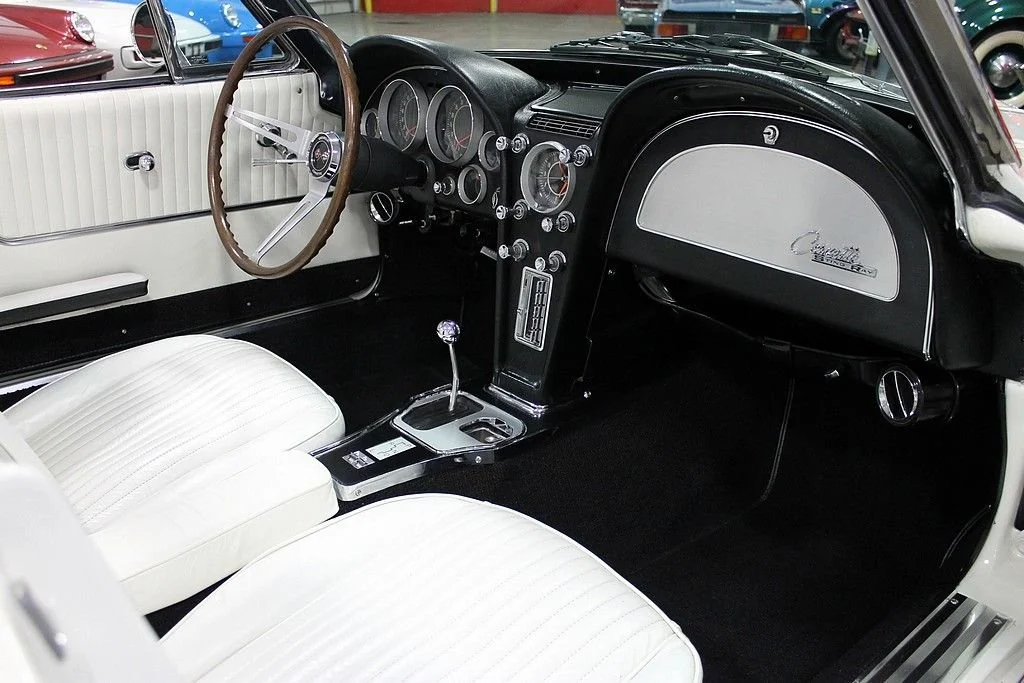 1964 Chevrolet Corvette LT-1 photo 11