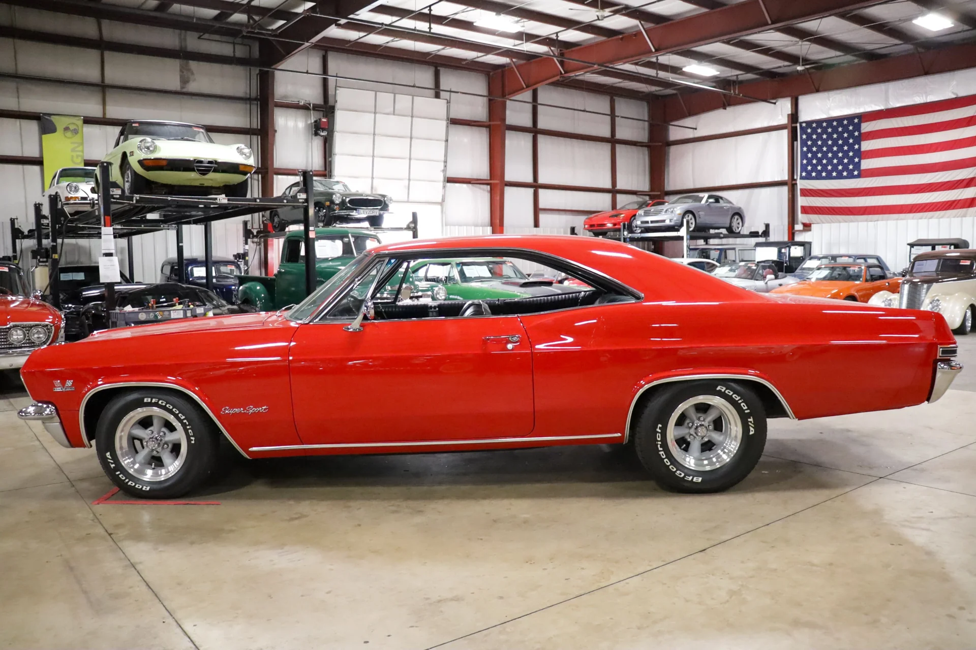 1965 Chevrolet Impala SS photo 3