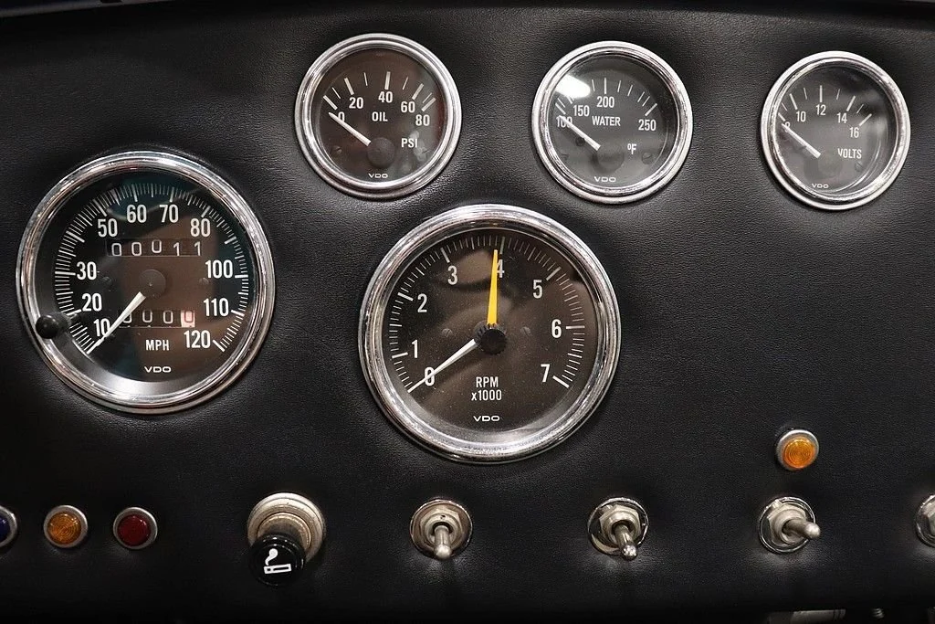 1965 Shelby Cobra (Classic Roadsters replica) photo 16
