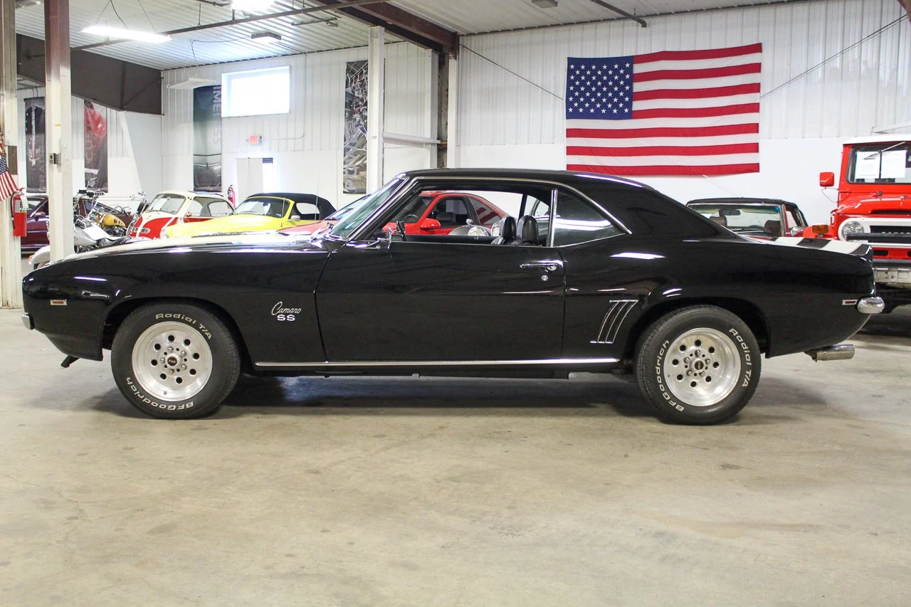 1969 Chevrolet Camaro SS photo 2